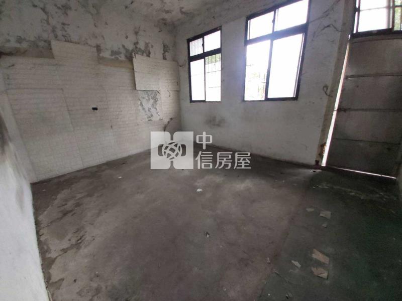 大溪市區稀有雙店面房屋室內格局與周邊環境