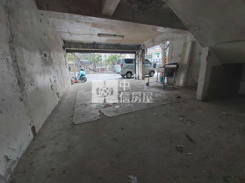 大溪市區稀有雙店面房屋室內格局與周邊環境