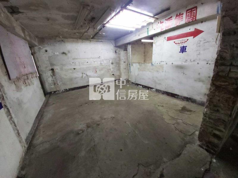 大溪市區稀有雙店面房屋室內格局與周邊環境