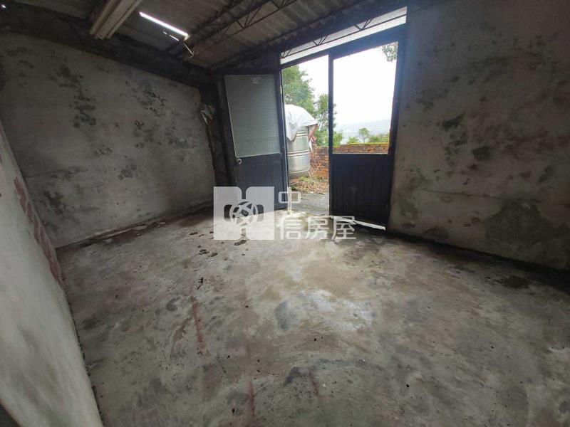 大溪市區稀有雙店面房屋室內格局與周邊環境