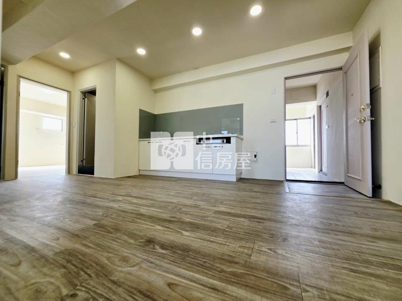 楓樹鎮平學區｜低公設邊間大三房｜南屯7字頭必看房屋室內格局與周邊環境