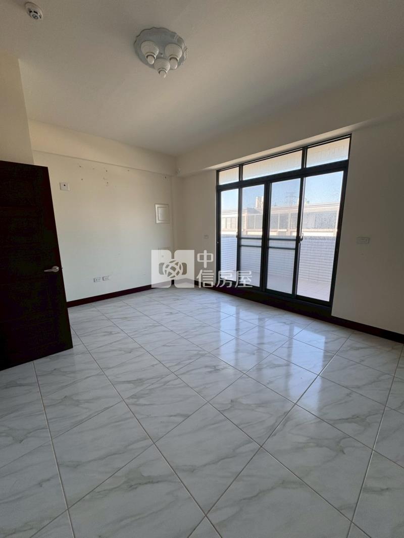 大灣透天厝房屋室內格局與周邊環境