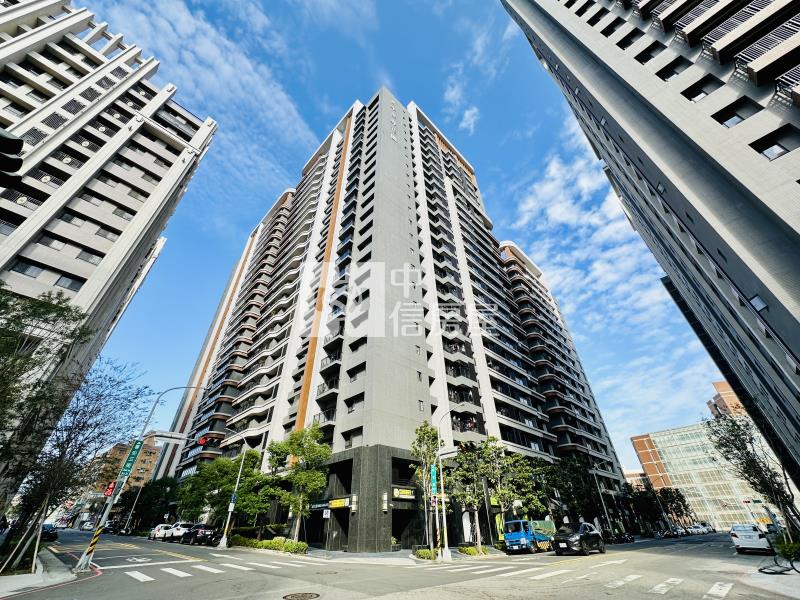 富宇世界花園全新高樓層2房平車房屋室內格局與周邊環境