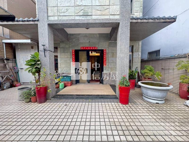 中壢區公所附近大地坪別墅房屋室內格局與周邊環境