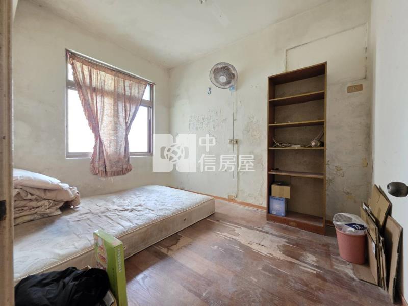 平南國中旁邊間透天房屋室內格局與周邊環境