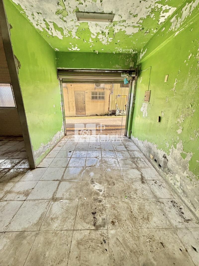 楊梅交流道.前後門臨路4.5米.可會車.大地坪大面寬透天房屋室內格局與周邊環境