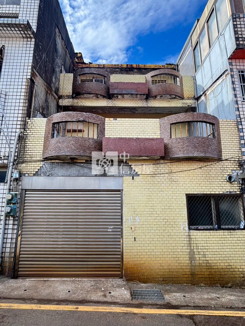 楊梅交流道.前後門臨路4.5米.可會車.大地坪大面寬透天房屋室內格局與周邊環境