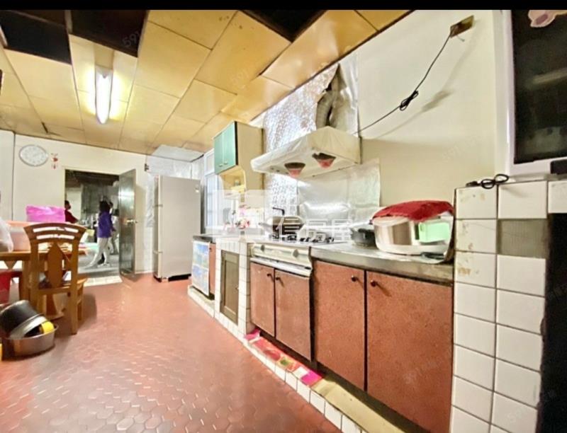 大里8米路大面寬三照廠房房屋室內格局與周邊環境