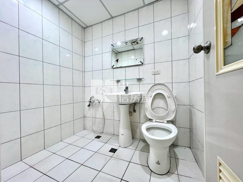 太原車站旁永聚一生大三房機上車位房屋室內格局與周邊環境