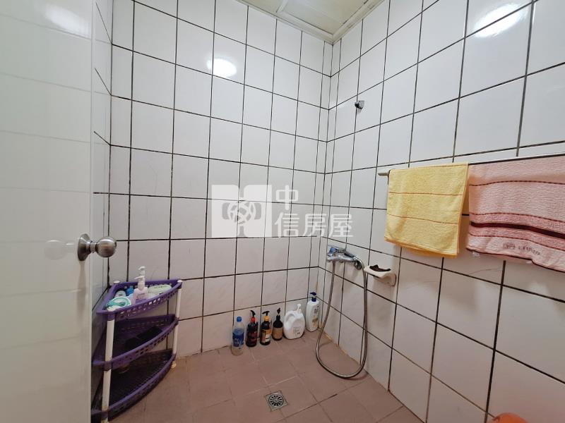 百年大鎮雙車位美墅房屋室內格局與周邊環境