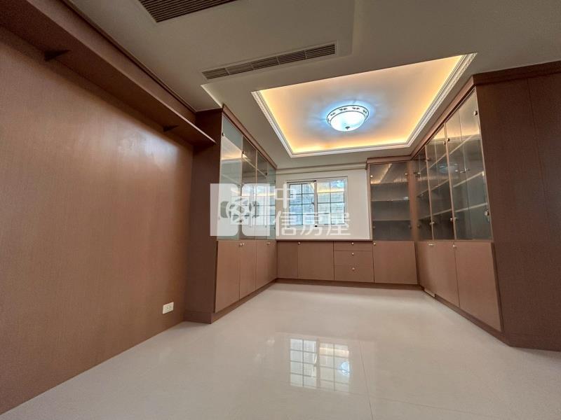 三本春秋璞園別墅｜輕奢豪邸房屋室內格局與周邊環境