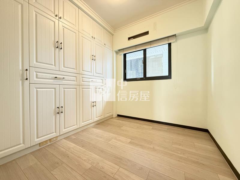 葳格高中文華硯精美裝潢三房平車房屋室內格局與周邊環境