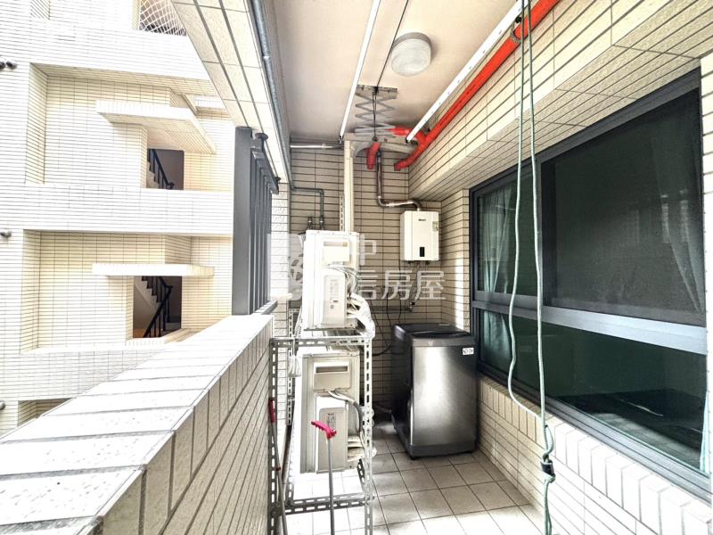 【神馬】【A18】站前首席面公園景觀三房+雙車位房屋室內格局與周邊環境