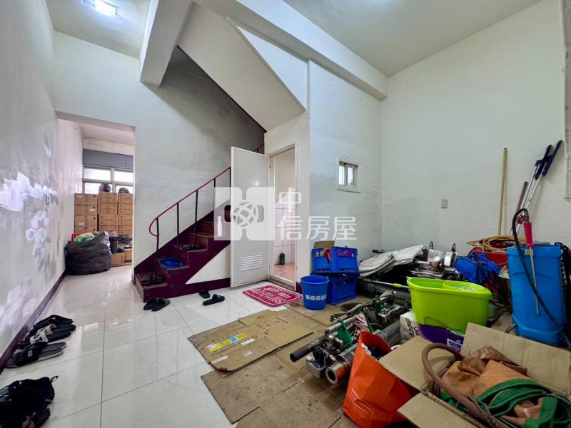 草屯碧山路低總價成家透天房屋室內格局與周邊環境