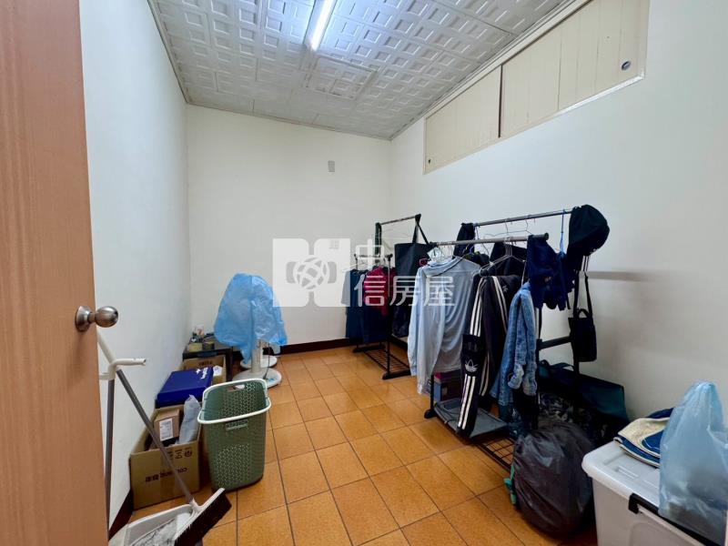 草屯碧山路低總價成家透天房屋室內格局與周邊環境