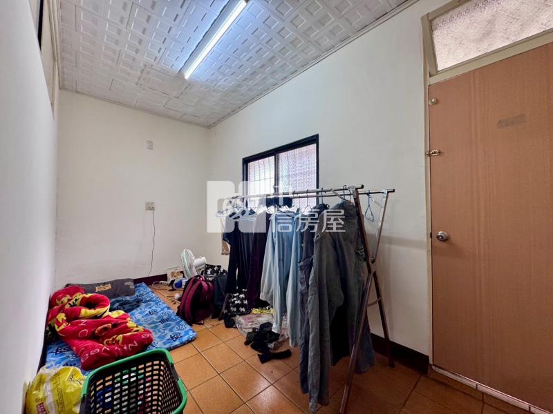 草屯碧山路低總價成家透天房屋室內格局與周邊環境