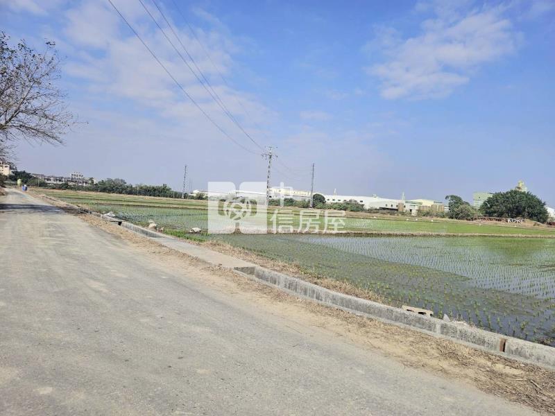 官田二鎮1甲多都內美農地房屋室內格局與周邊環境