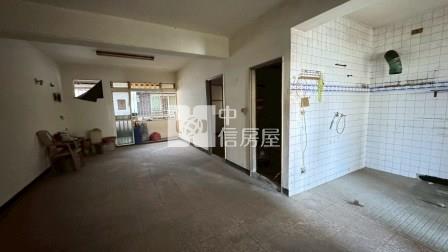 屏東房屋-屏基原屋況五樓公寓房屋室內格局與周邊環境