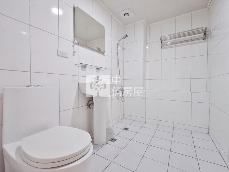 立人國中精美3房華廈房屋室內格局與周邊環境