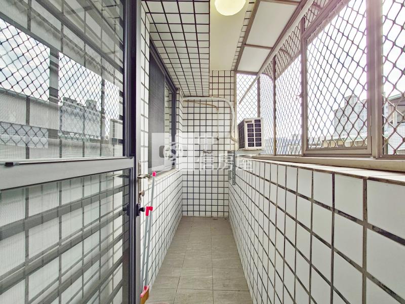 立人國中精美3房華廈房屋室內格局與周邊環境