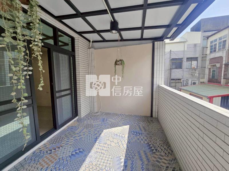 新營南梓實小旁4房整新車墅房屋室內格局與周邊環境