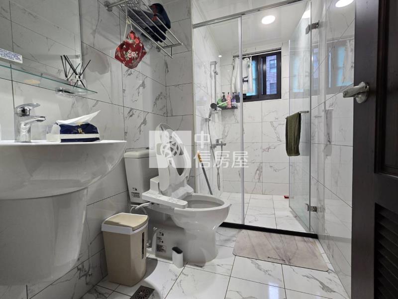 竹南e家親房屋室內格局與周邊環境