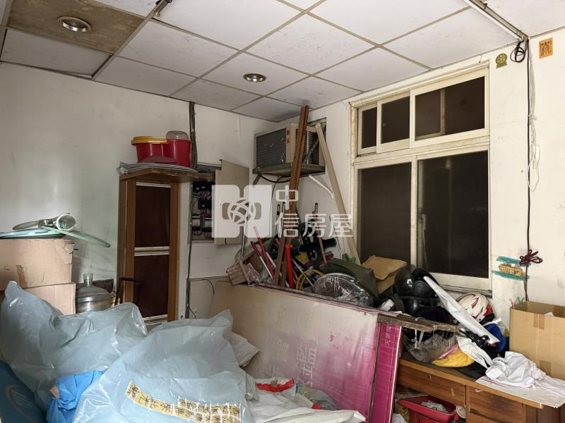 近中壢火車站四套房店面房屋室內格局與周邊環境