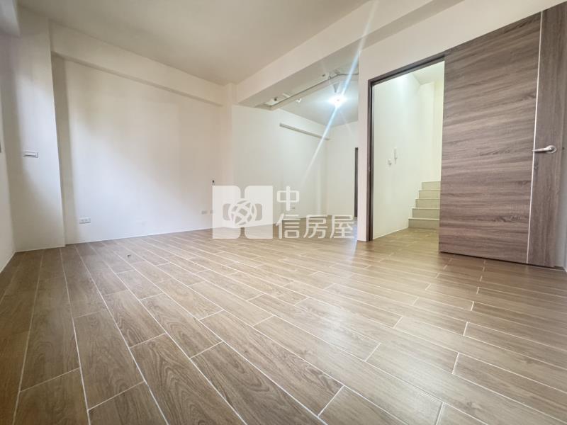 楊梅四季逸墅全新雙車位別墅房屋室內格局與周邊環境