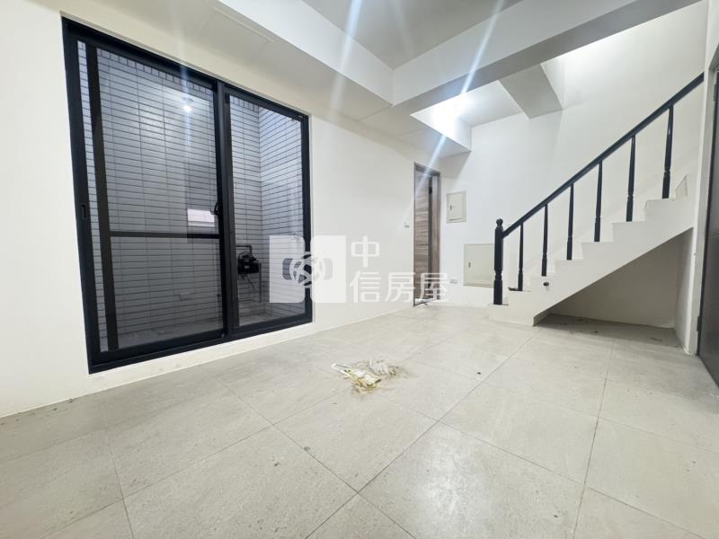 楊梅四季逸墅全新雙車位別墅房屋室內格局與周邊環境