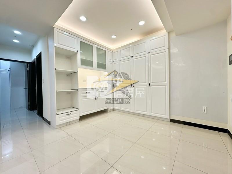 【星鑽】A19國峰苑百萬裝潢3房B1車位房屋室內格局與周邊環境