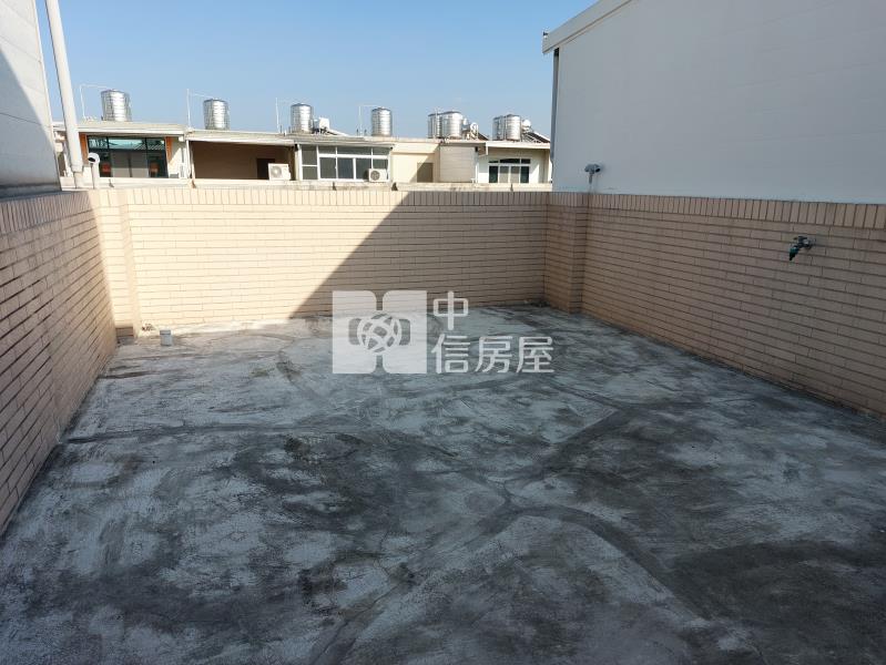 海佃路四段裝潢典雅美車墅房屋室內格局與周邊環境