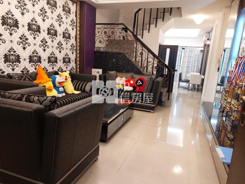 海佃路四段裝潢典雅美車墅房屋室內格局與周邊環境