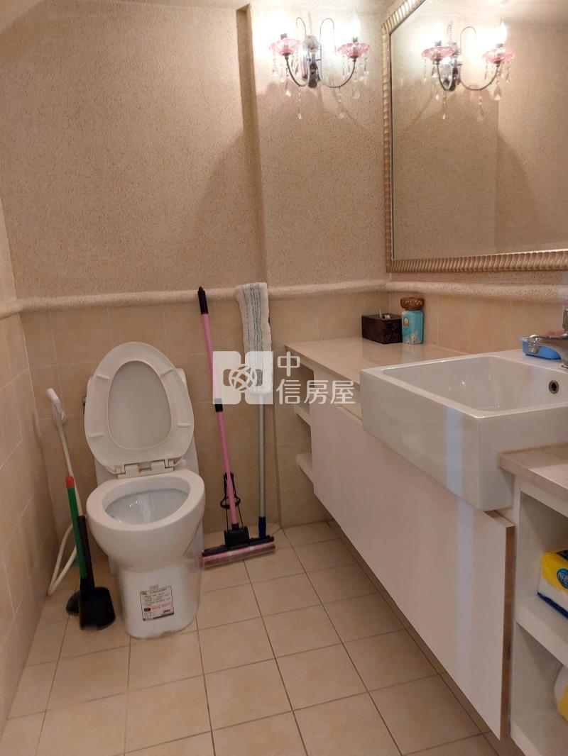 海佃路四段裝潢典雅美車墅房屋室內格局與周邊環境