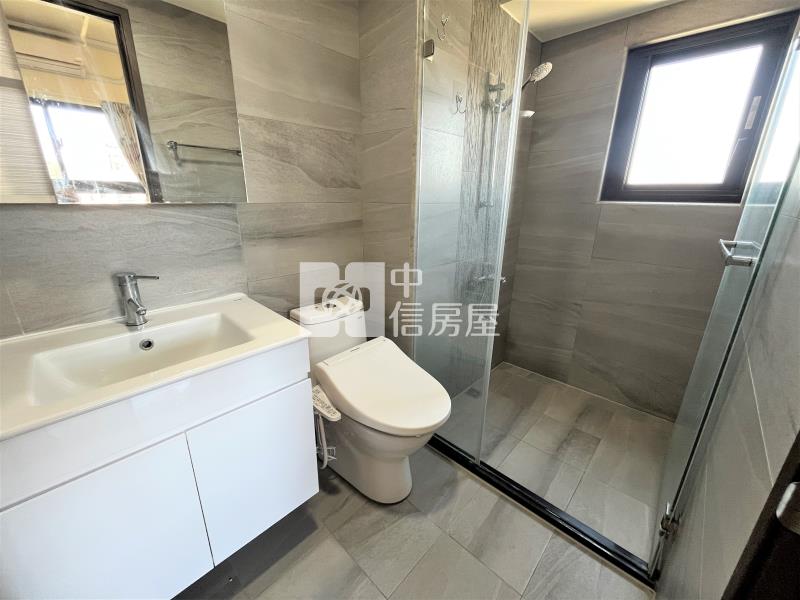 鴻邑璞臻視野三房平車房屋室內格局與周邊環境