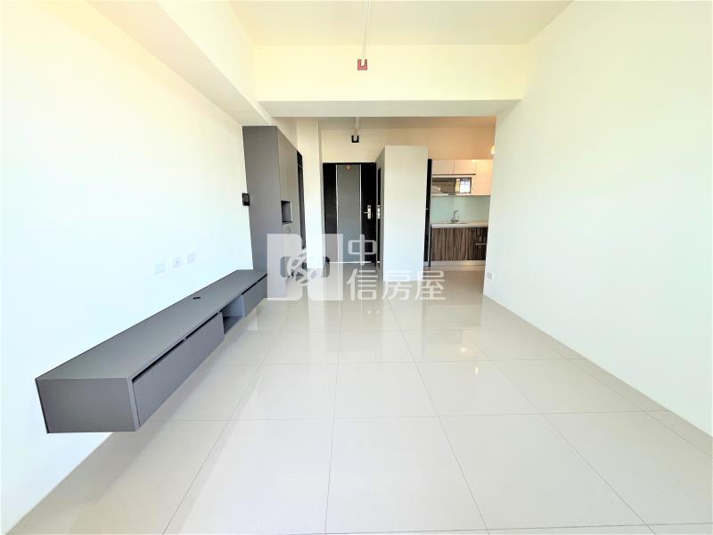 鴻邑璞臻視野三房平車房屋室內格局與周邊環境