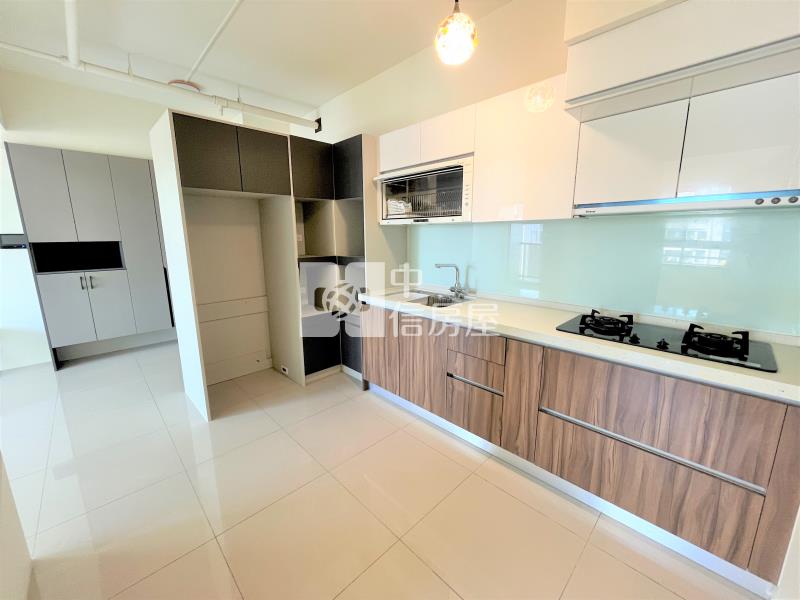 鴻邑璞臻視野三房平車房屋室內格局與周邊環境