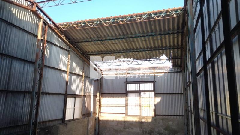 海環街邊間透天房屋室內格局與周邊環境