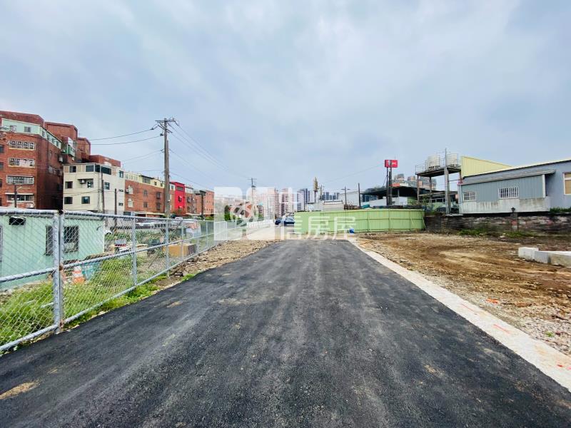 楊梅交流道農地B區送(廠房興建中)房屋室內格局與周邊環境