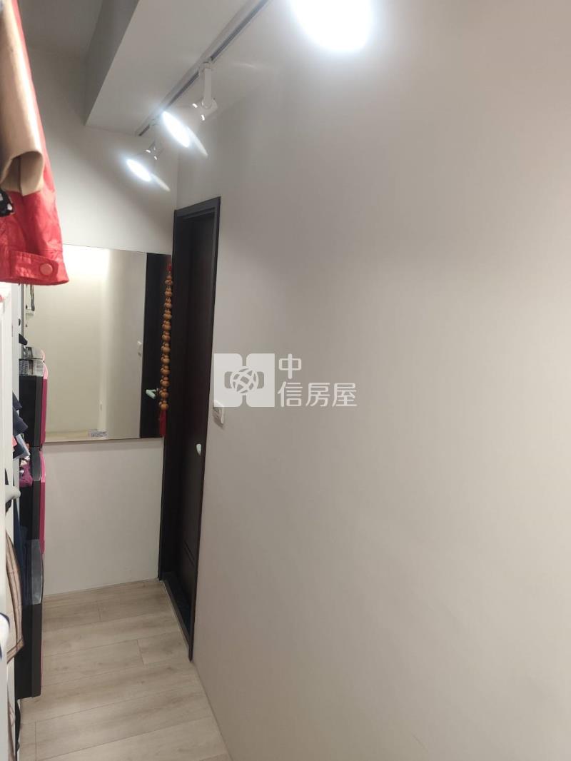 新光特區~大四房雙主臥平車高樓視野戶房屋室內格局與周邊環境