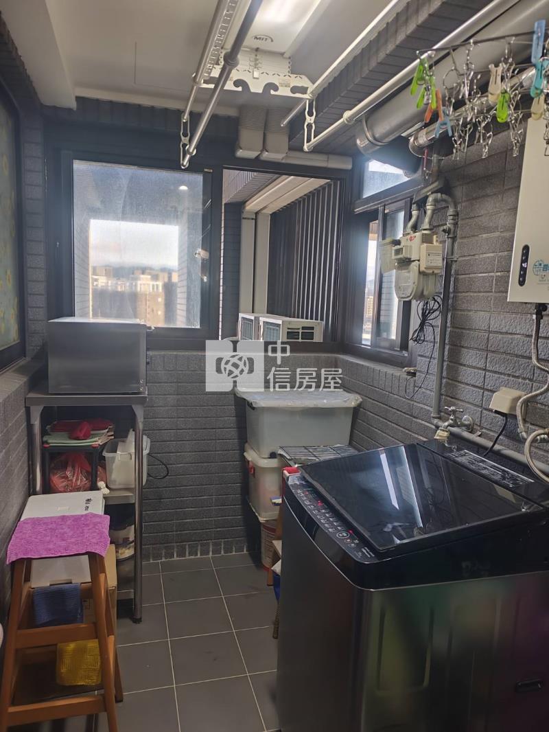 新光特區~大四房雙主臥平車高樓視野戶房屋室內格局與周邊環境