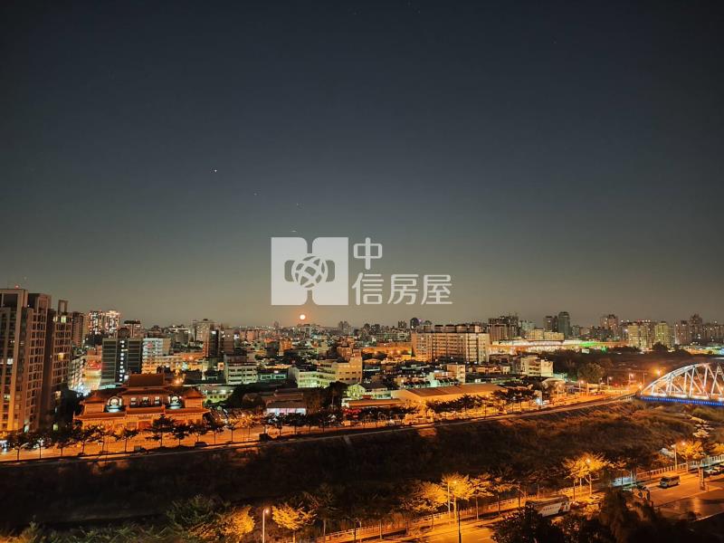 新光特區~大四房雙主臥平車高樓視野戶房屋室內格局與周邊環境