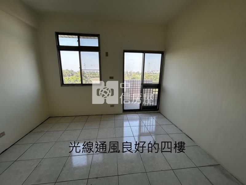 安南十二佃超大空間孝親車墅房屋室內格局與周邊環境