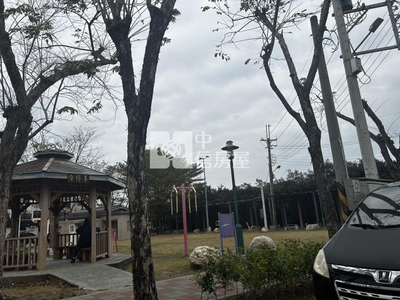 安南十二佃超大空間孝親車墅房屋室內格局與周邊環境