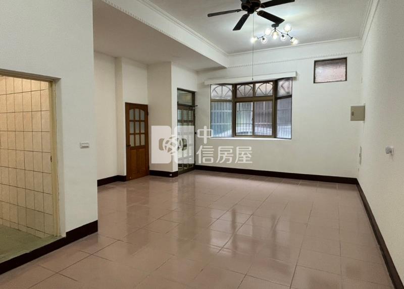 近幼獅工業區美透天房屋室內格局與周邊環境