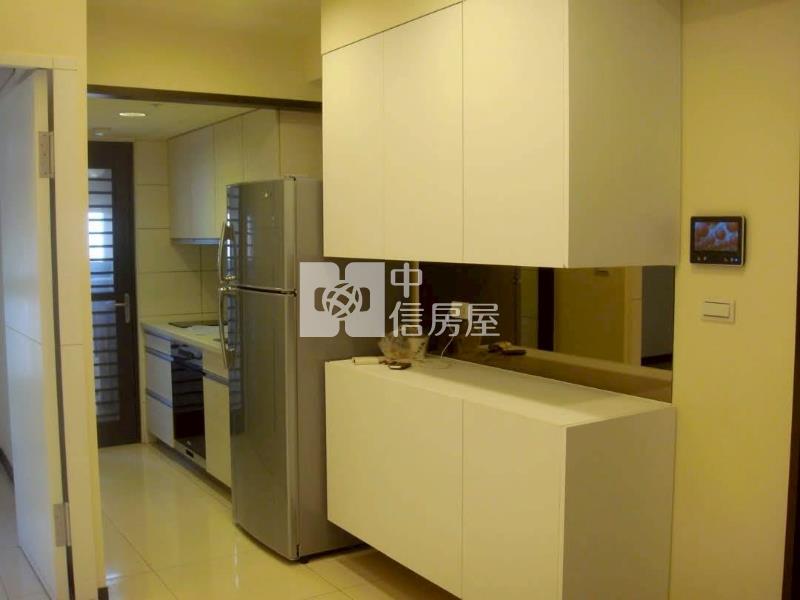 中壢後火車站(中壢京站)兩房加車位房屋室內格局與周邊環境