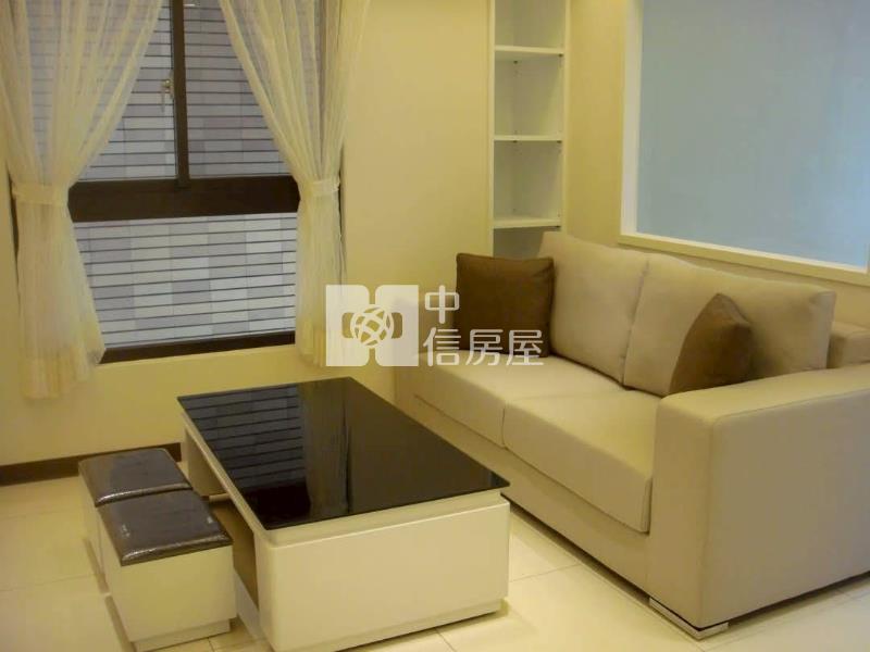 中壢後火車站(中壢京站)兩房加車位房屋室內格局與周邊環境