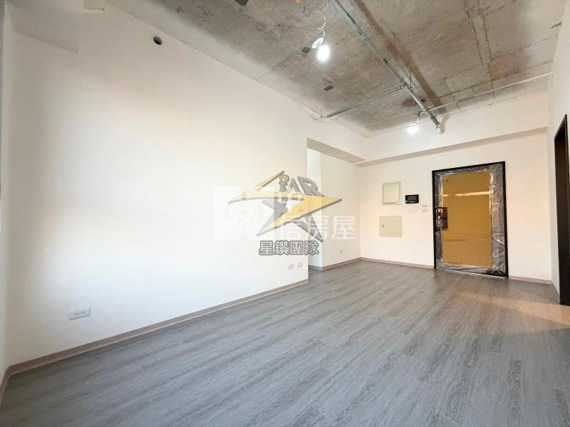 【星鑽】首購救星八擴悠森活次頂樓2房車房屋室內格局與周邊環境