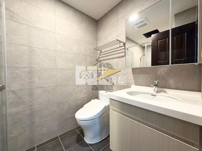 【星鑽】首購救星八擴悠森活次頂樓2房車房屋室內格局與周邊環境