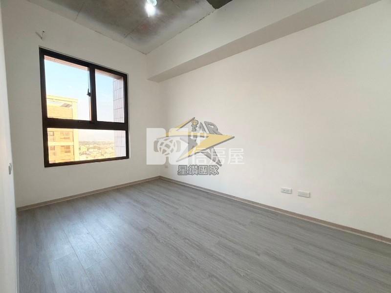 【星鑽】首購救星八擴悠森活次頂樓2房車房屋室內格局與周邊環境