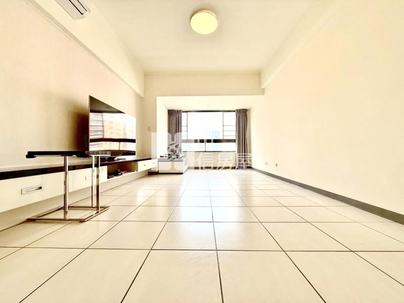 全友敦南美3房+平車房屋室內格局與周邊環境